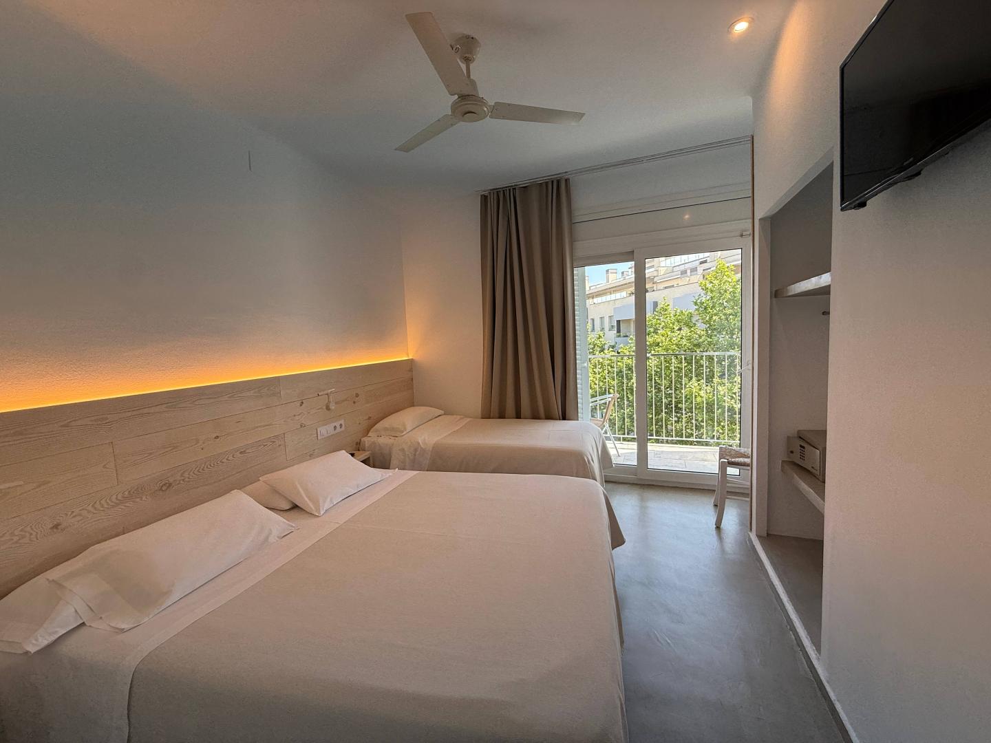 Hostal Rom foto 9