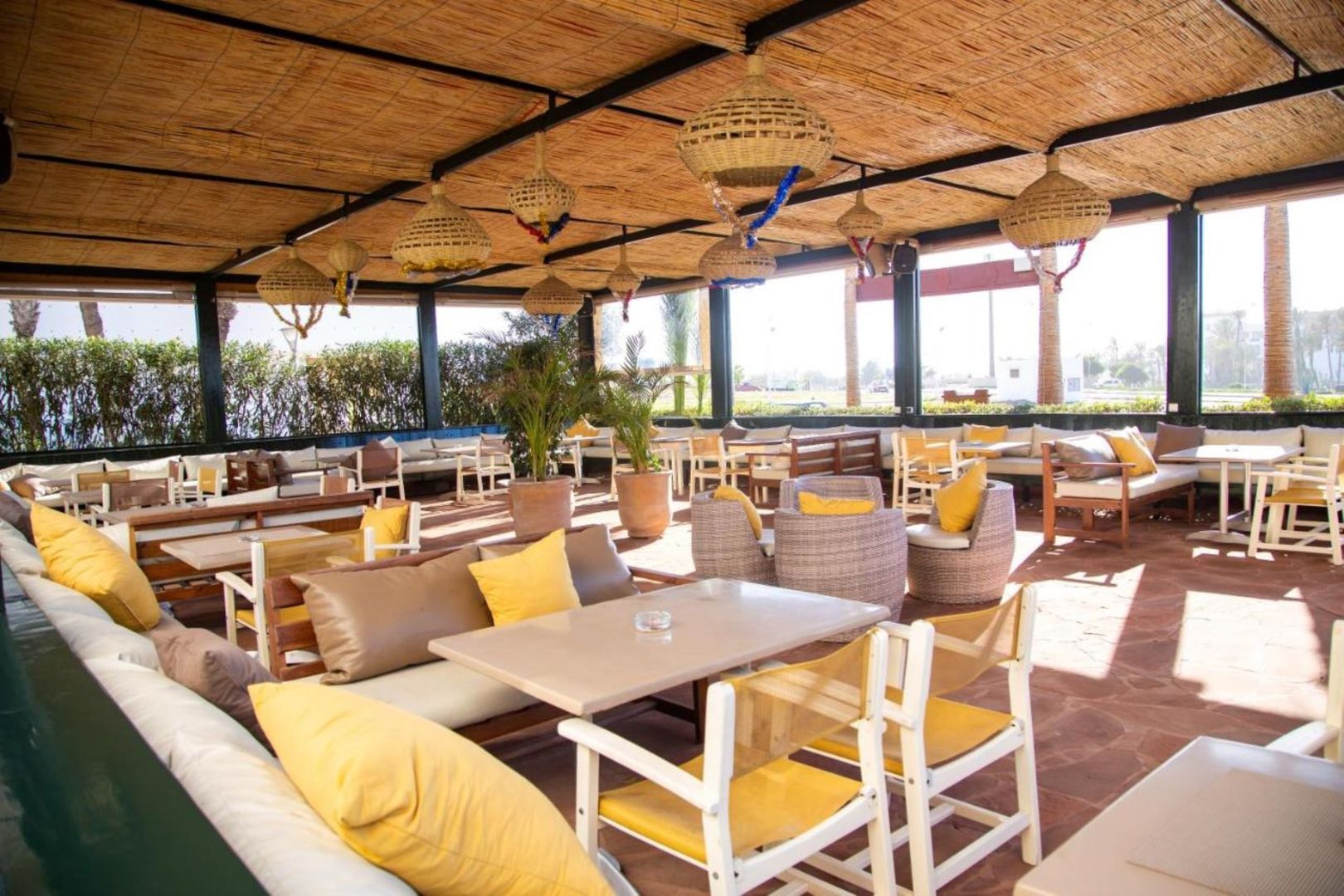 Borjs Hotel Suites & SPA image 3