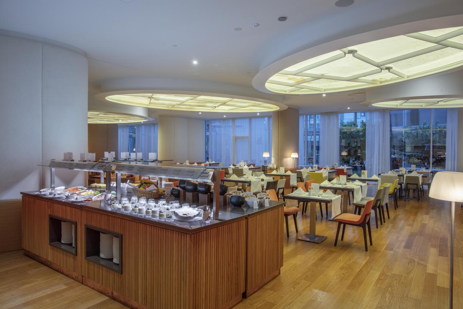Hotel Bellevue image 2