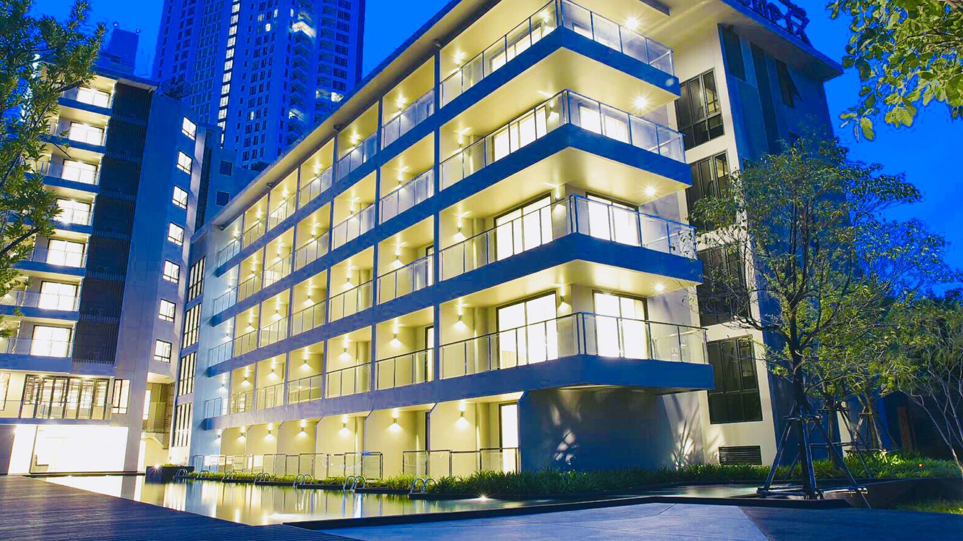 Golden Tulip Pattaya Beach Resort image 1