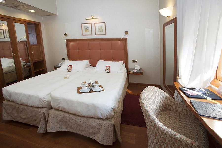 Hotel Berna foto 9