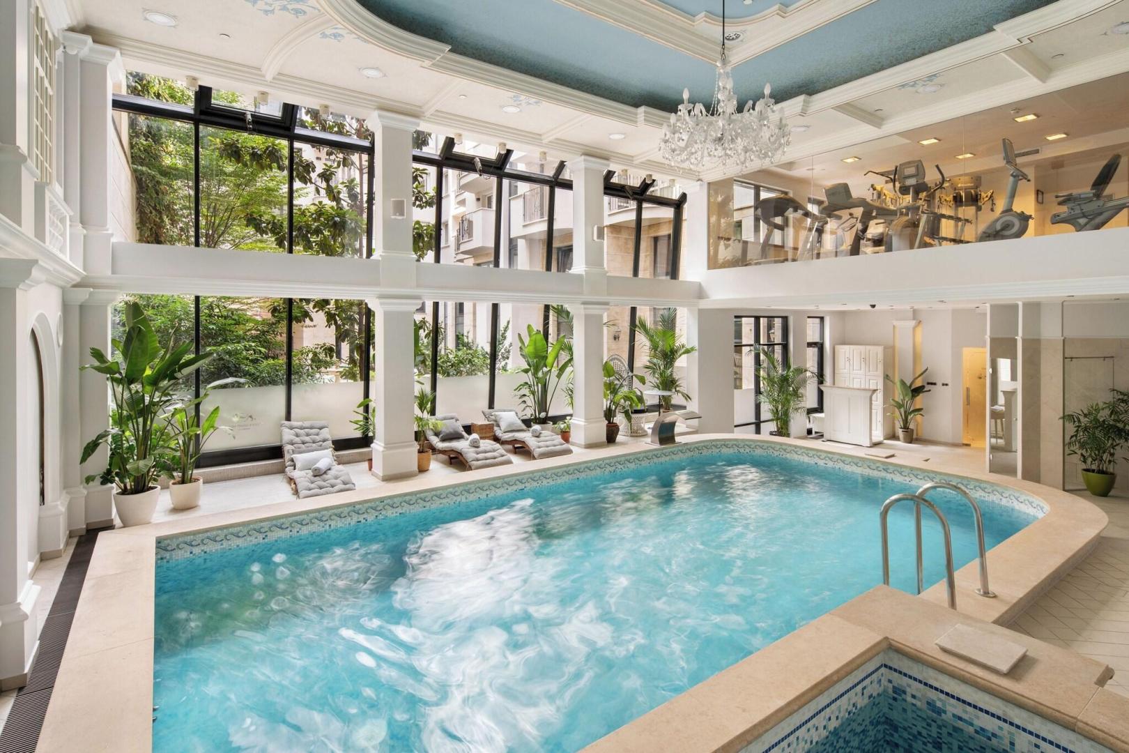 Queen's Court Hotel & Residence foto 19