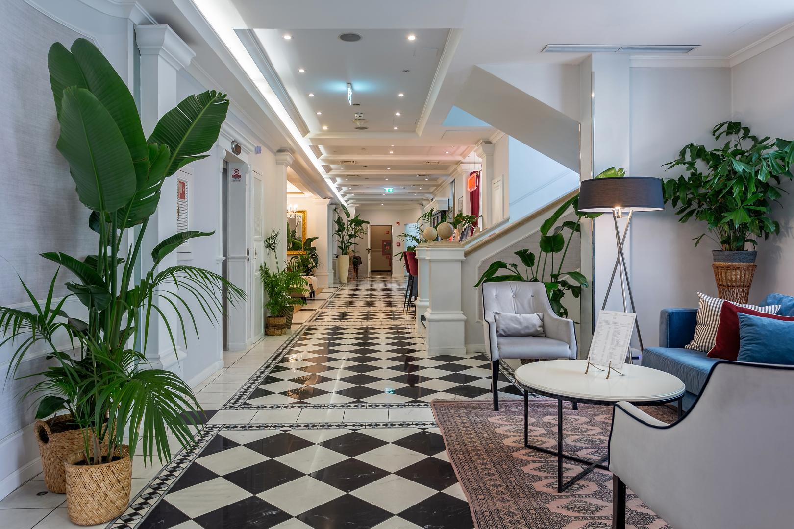 Queen's Court Hotel & Residence foto 38