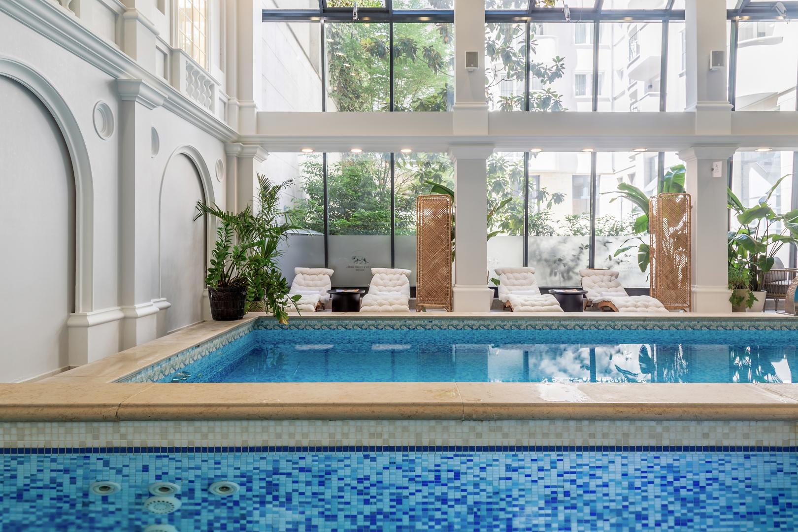 Queen's Court Hotel & Residence foto 7