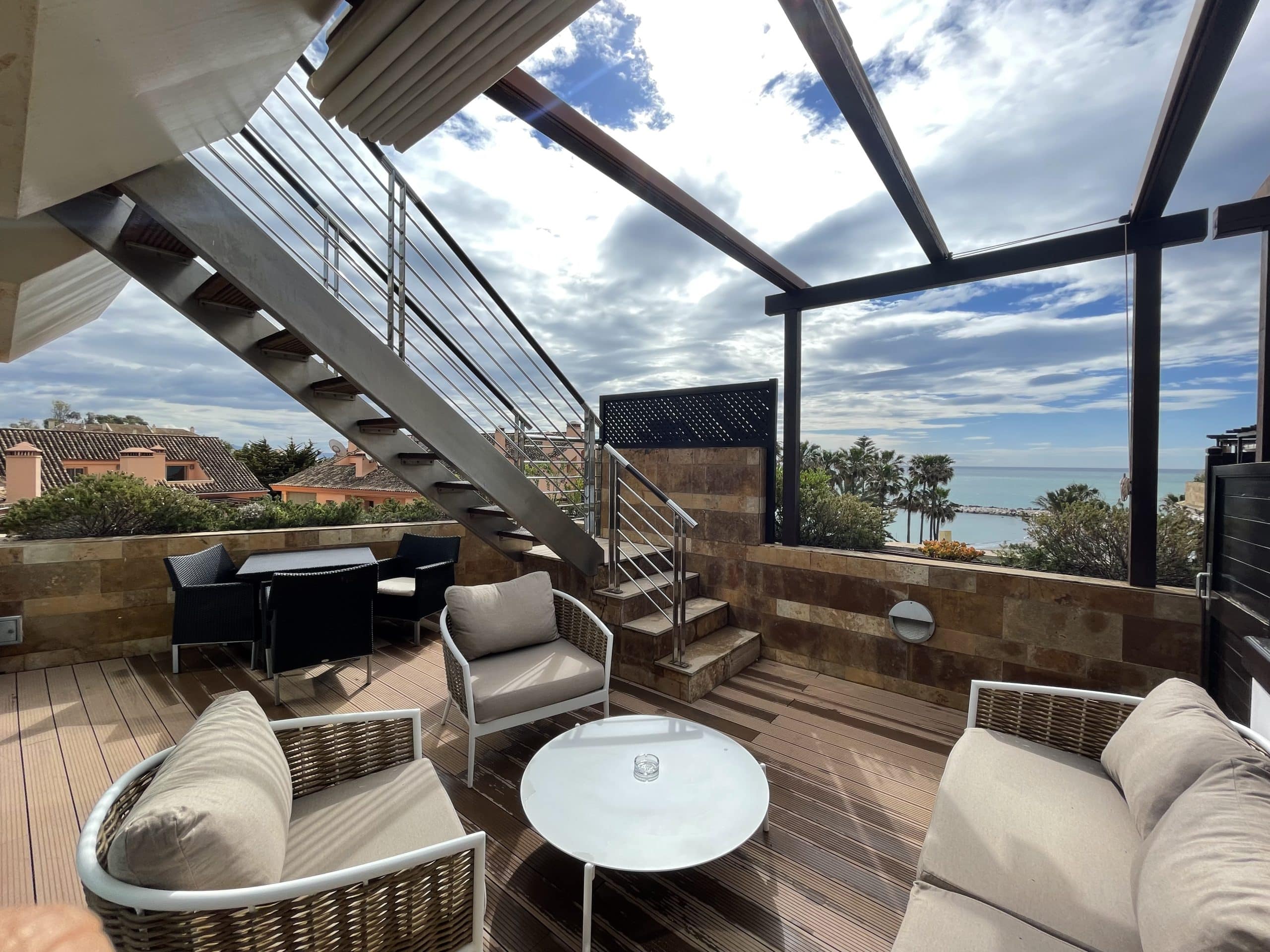 MARINA PENTHOUSE