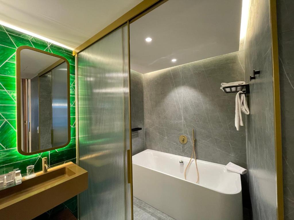 Premium Junior Suite
