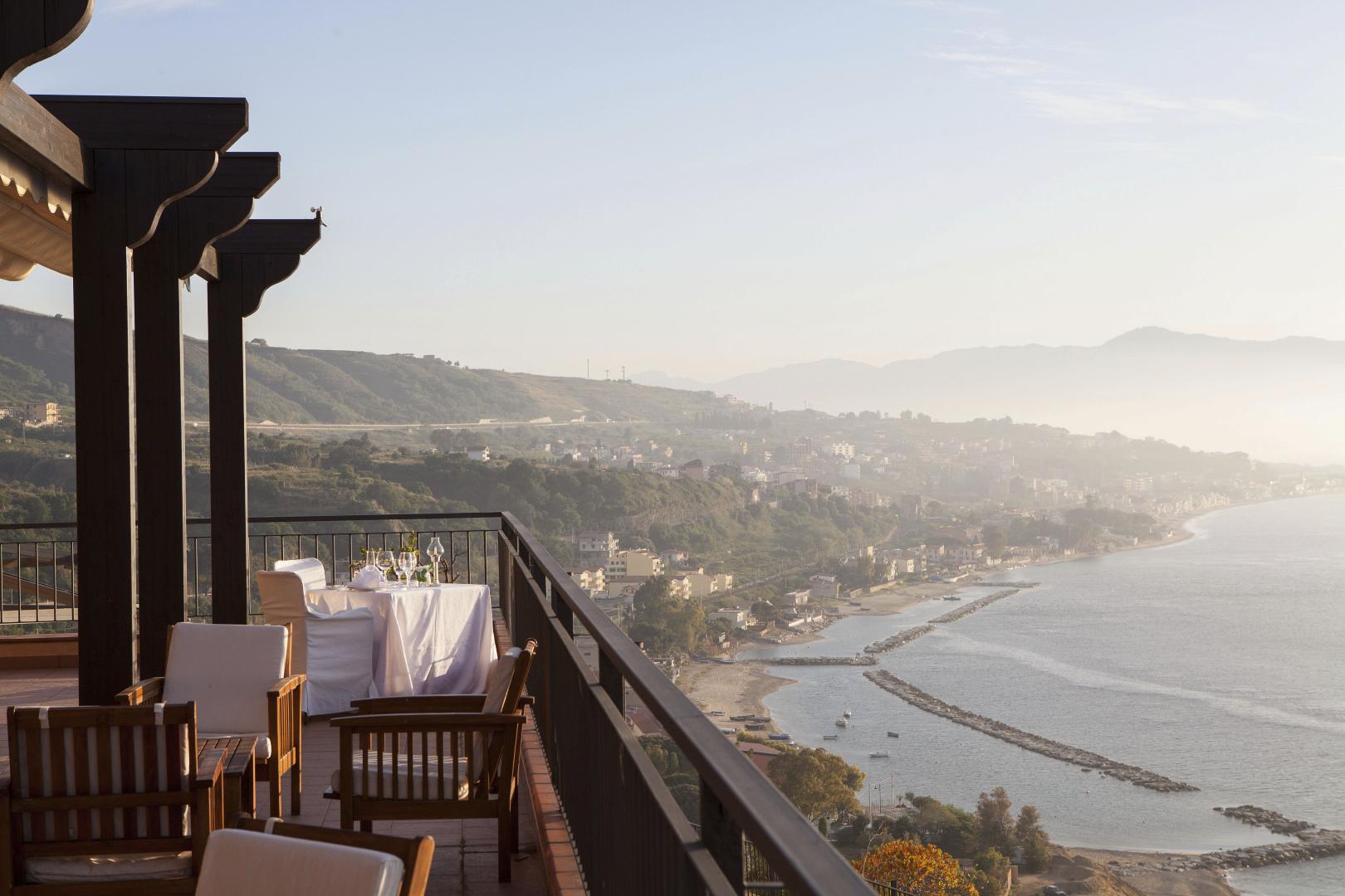 Altafiumara Resort & Spa image 2