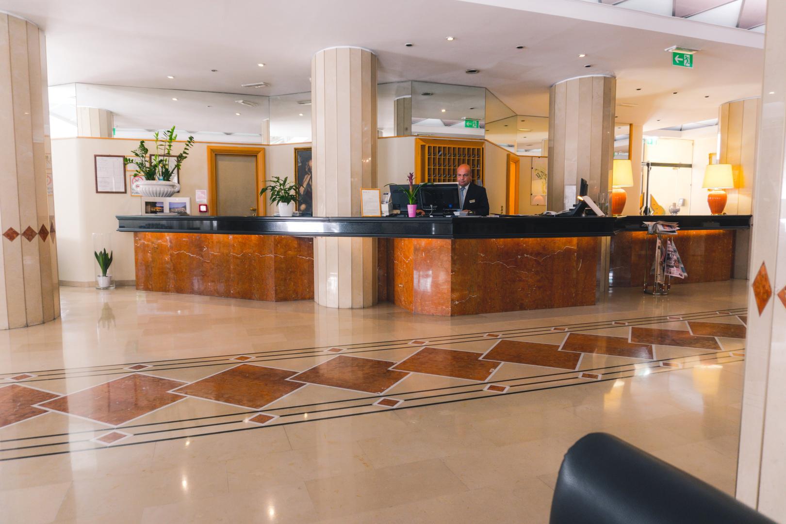 Grand Hotel Excelsior foto 19