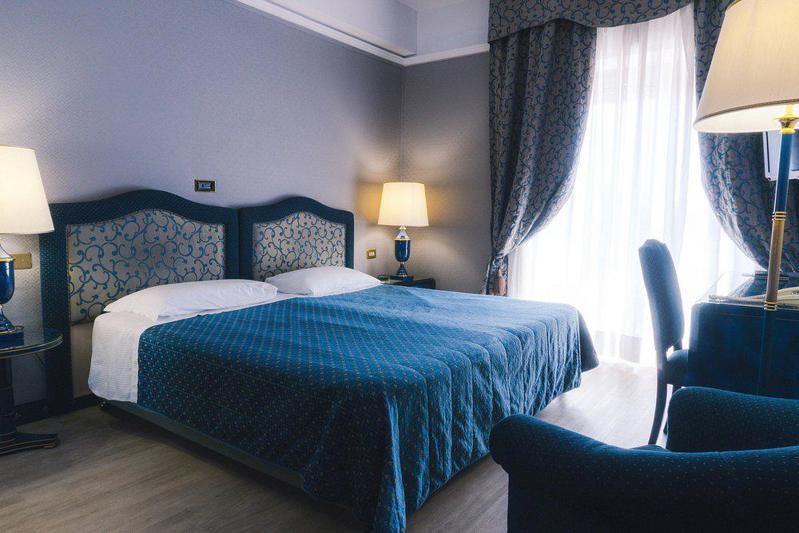 Grand Hotel Excelsior foto 1