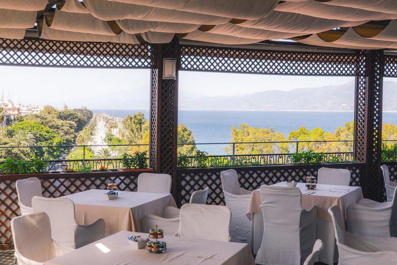 Grand Hotel Excelsior foto 2