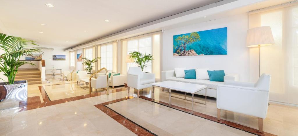 Globales Simar image 3