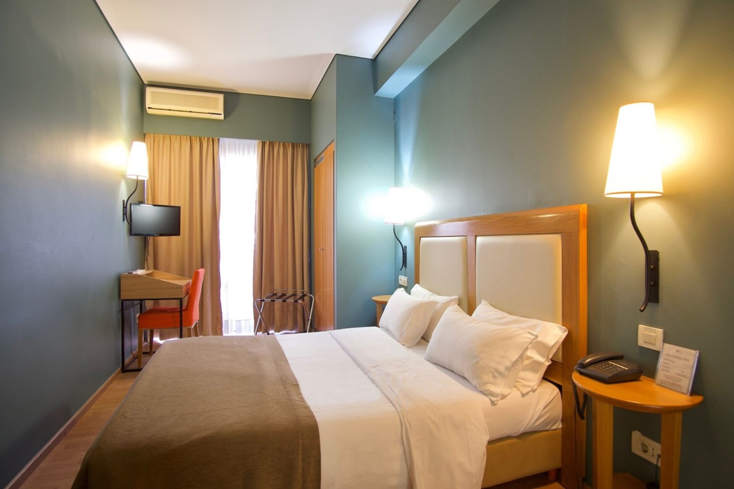 Hotel Olympic image 2