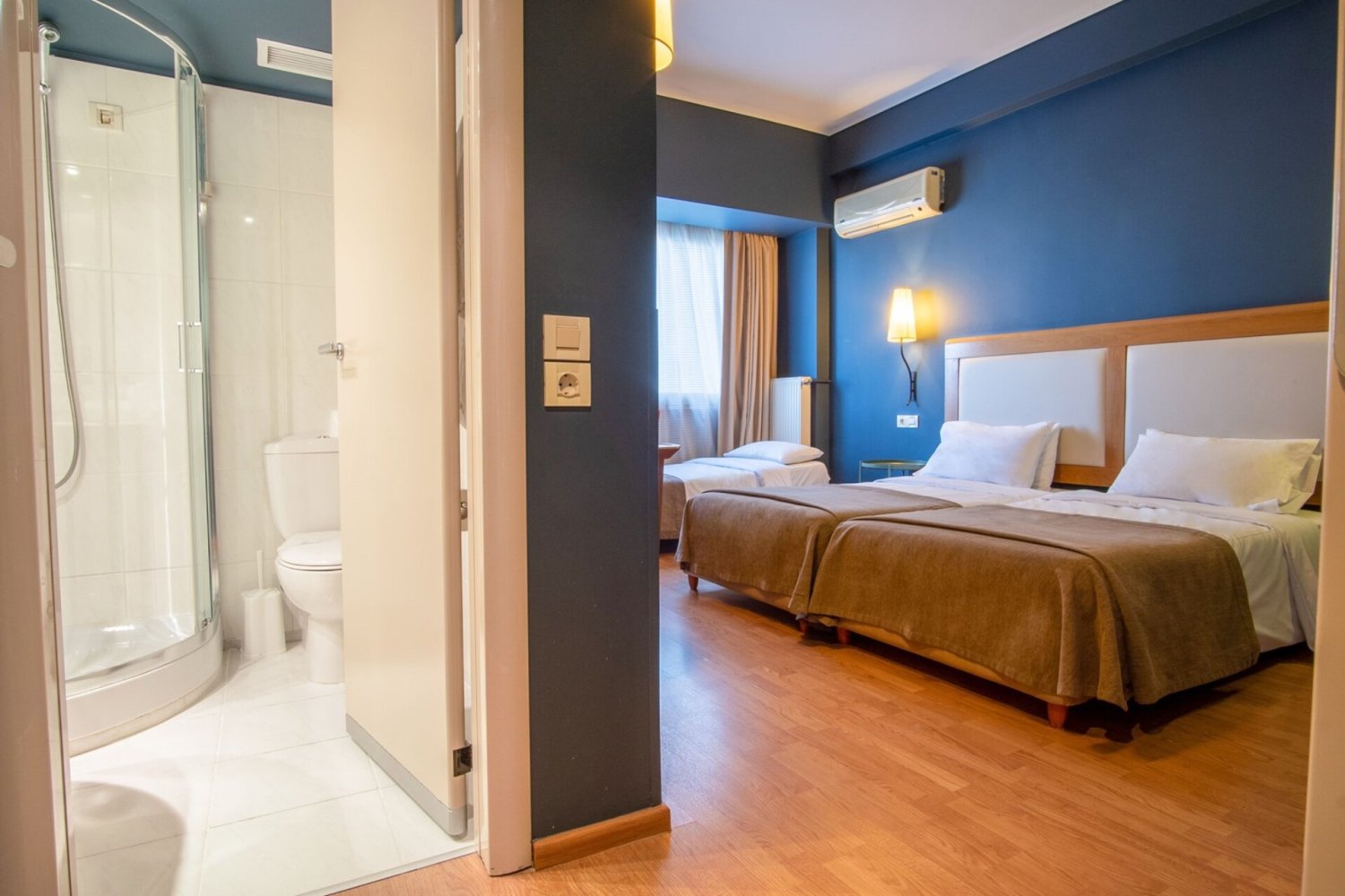 Hotel Olympic image 2