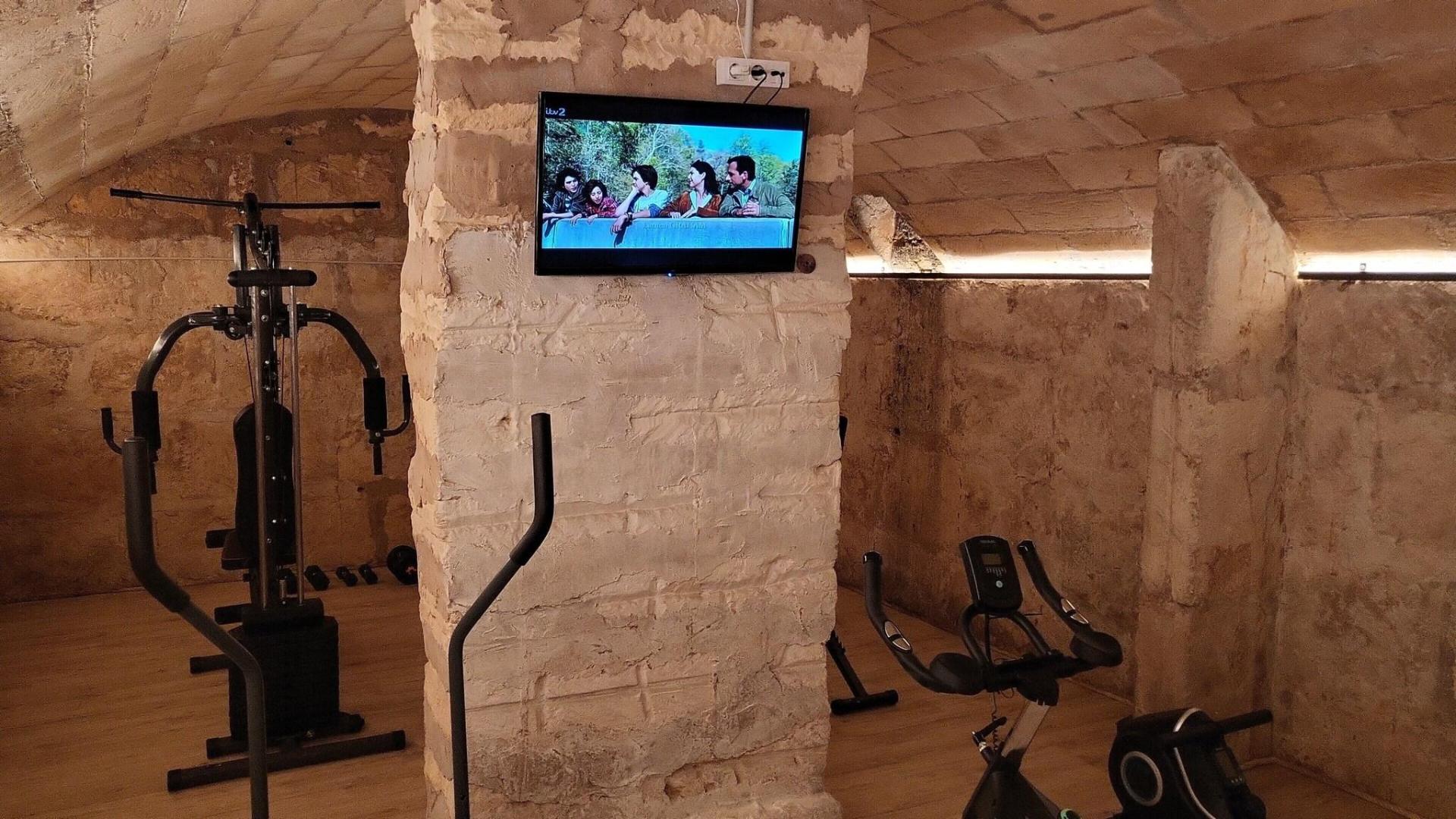 Fitnessruimte met cardio-apparaten — Casal de Petra