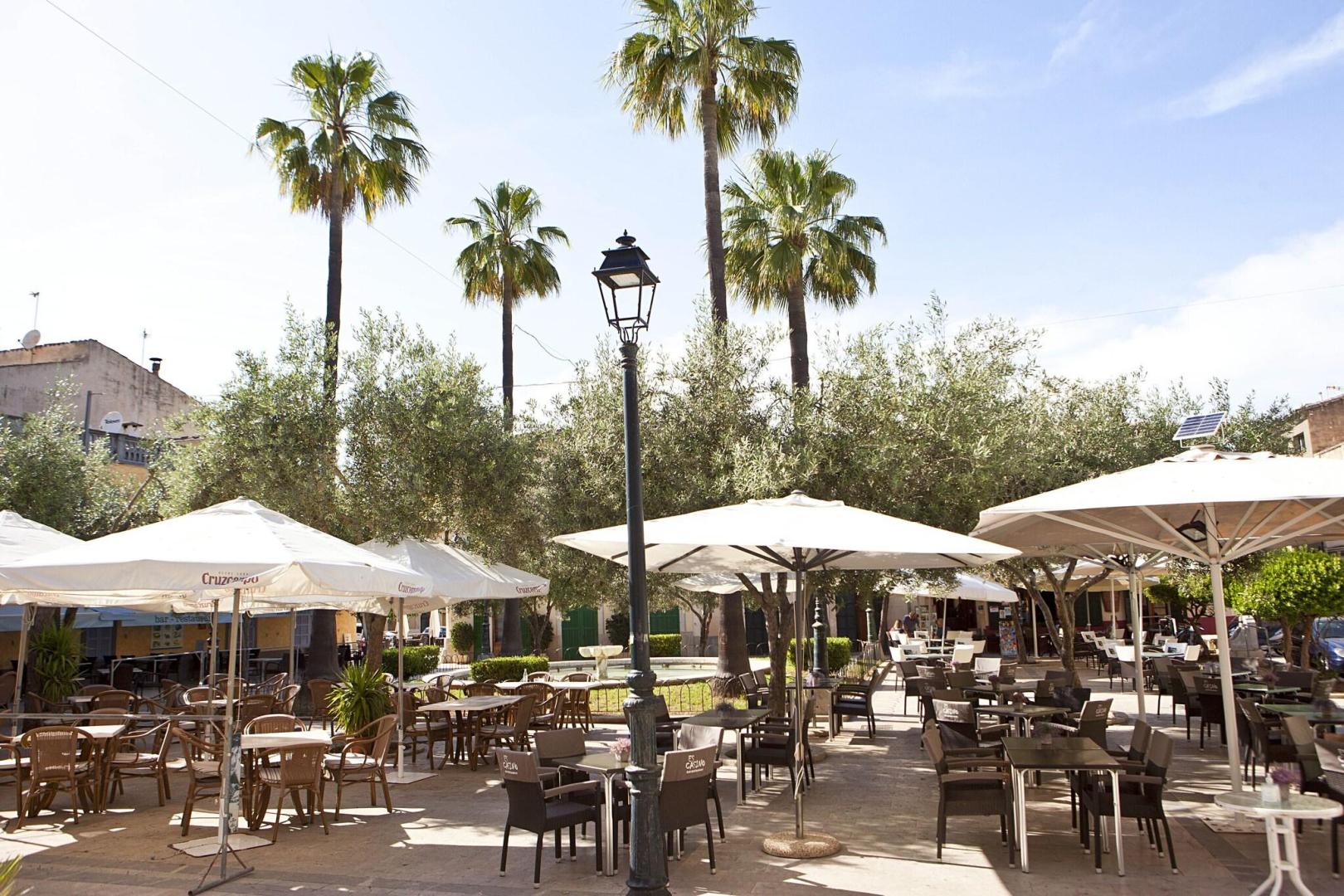 Restaurantterras buiten — Casal de Petra