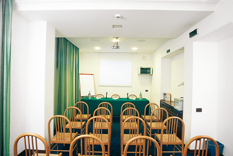 LHP Napoli Palace & SPA image 2