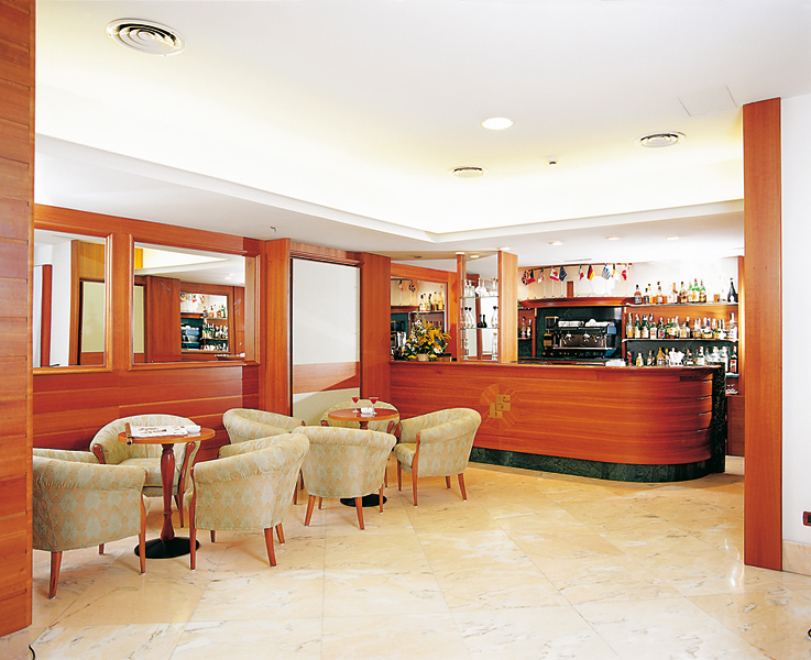 LHP Napoli Palace & SPA image 0