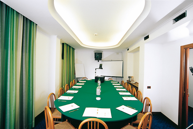 LHP Napoli Palace & SPA image 1