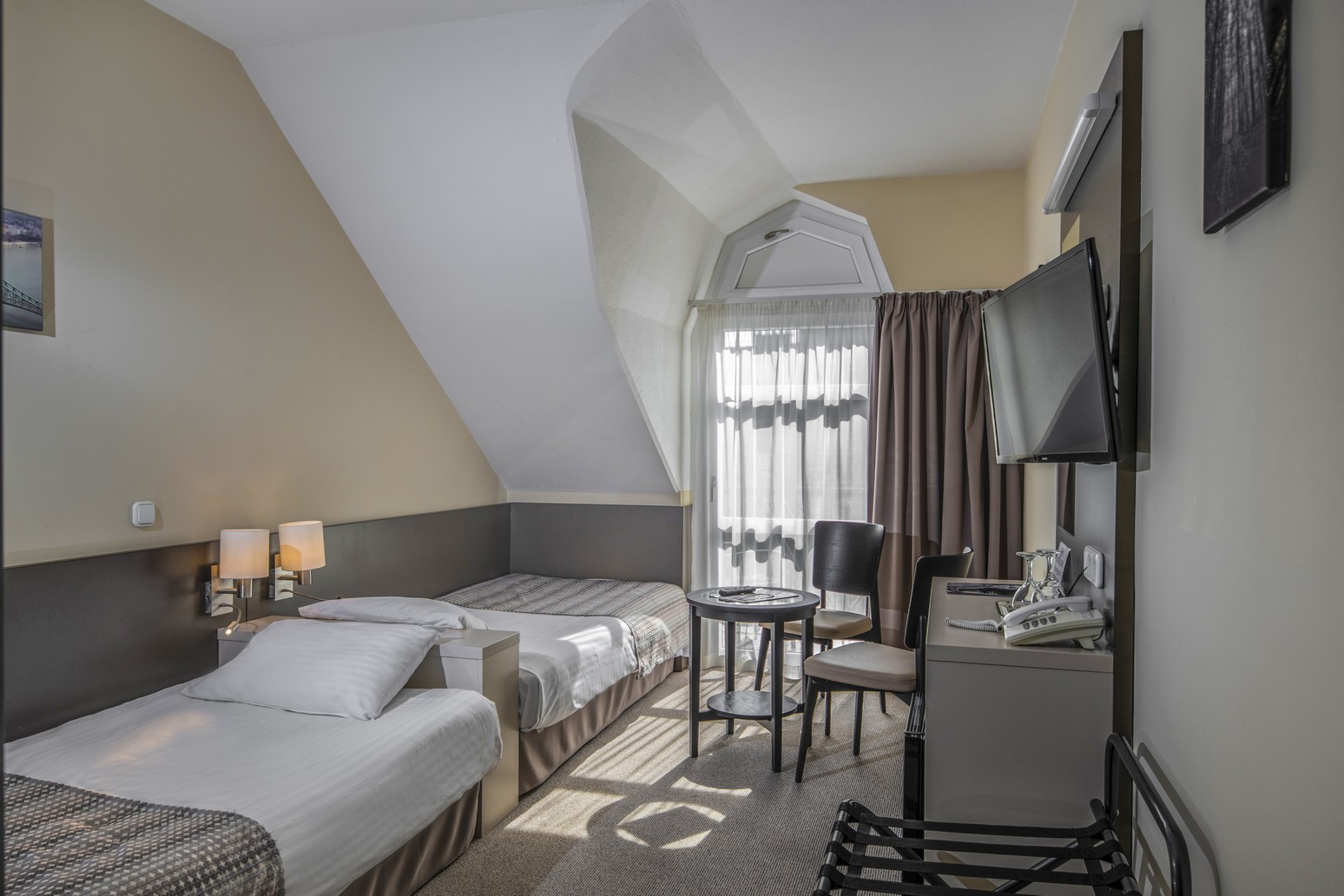 Corvin Hotel Budapest - Corvin Wing foto 18