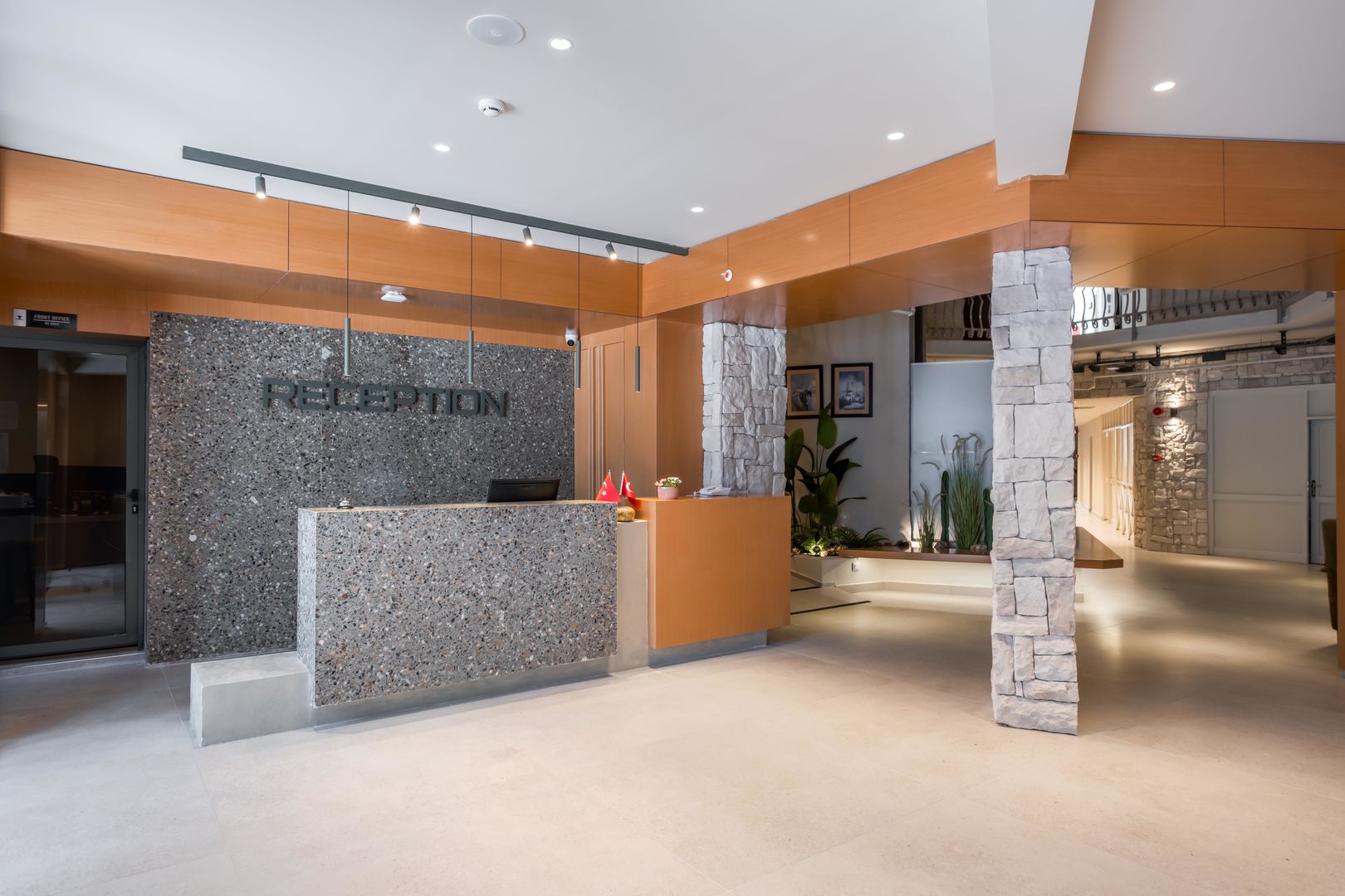 Parador Sky Hotel image 3