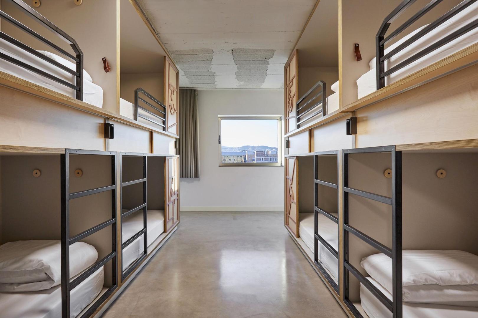 Unite Hostel image 1