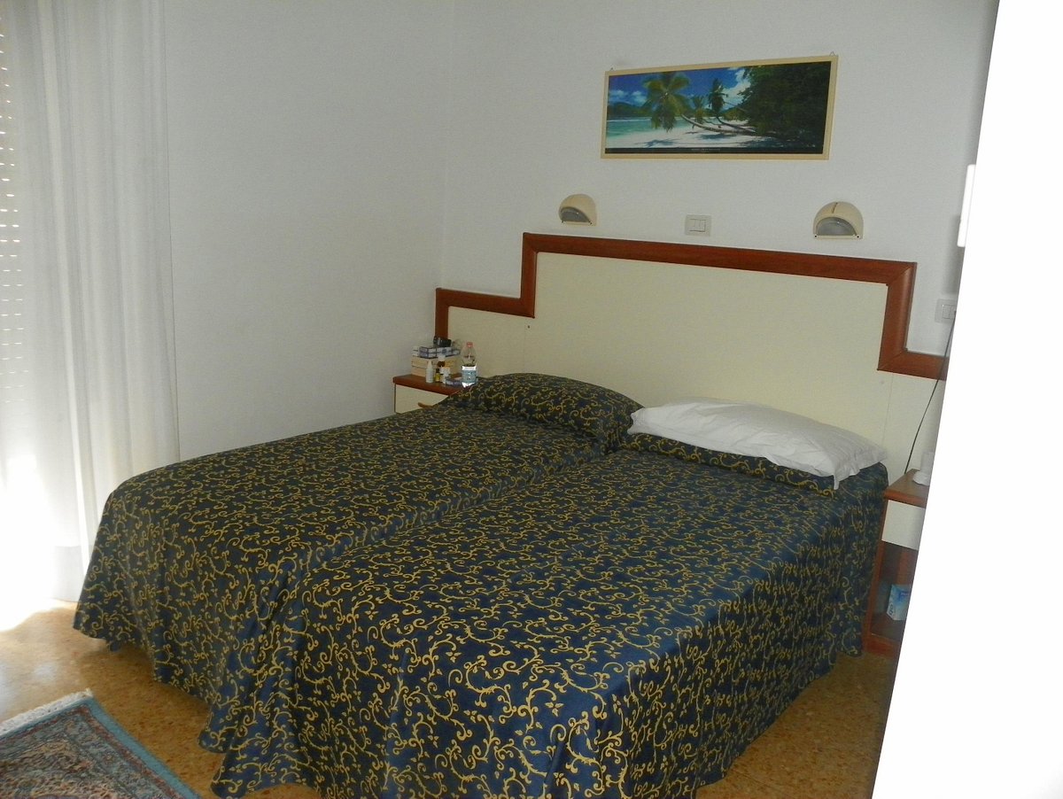 Hotel Bolivar image 3
