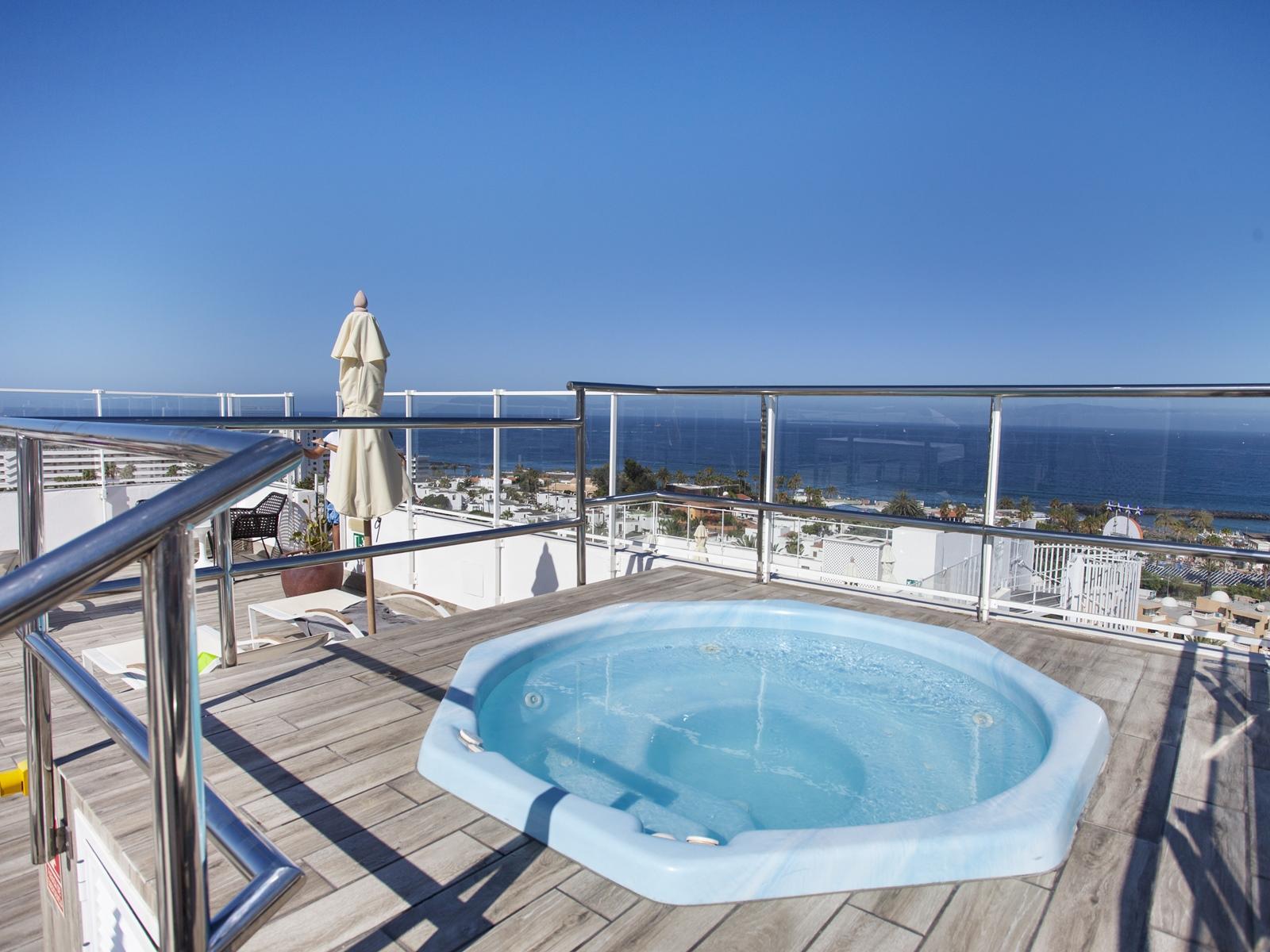 Coral Ocean View Hotel foto 48