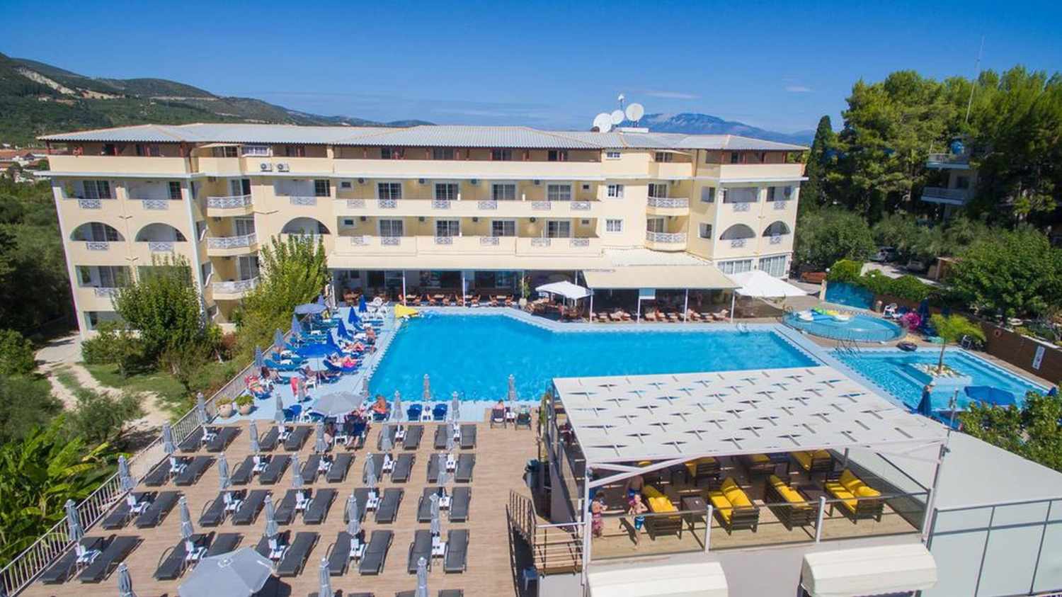 Koukounaria Hotel & Suites foto 8