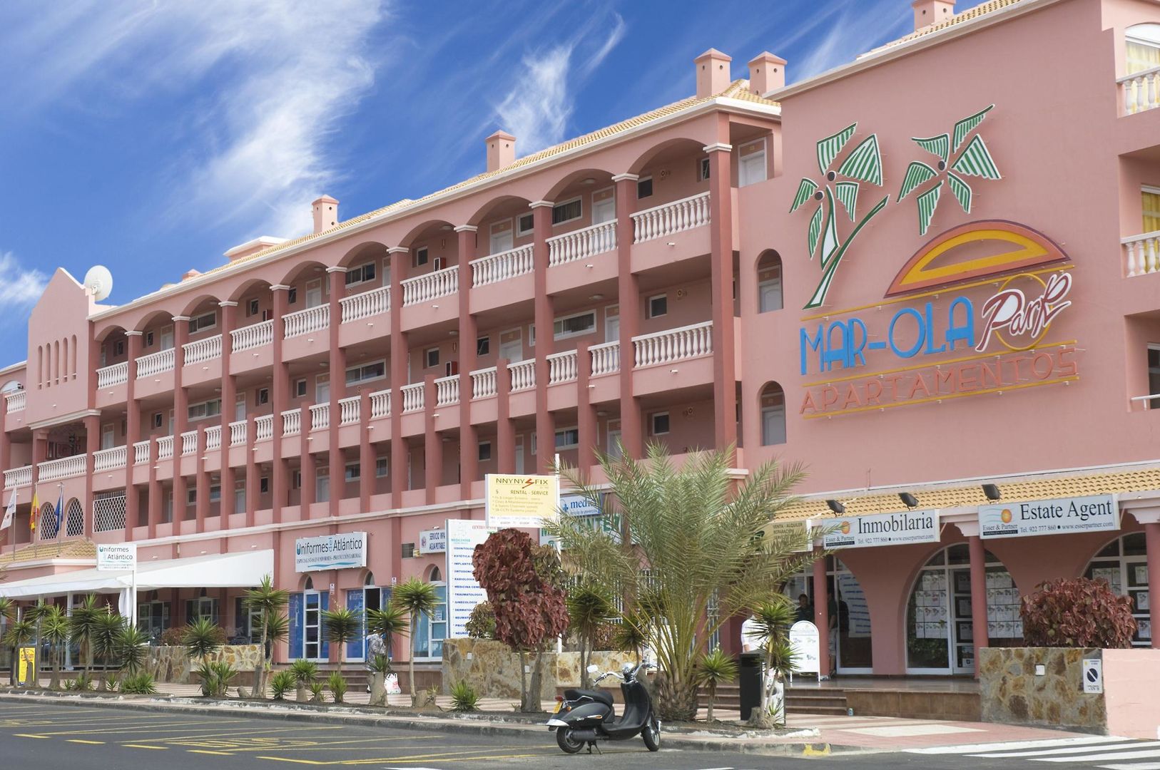 Apartamentos Marola Park image 1