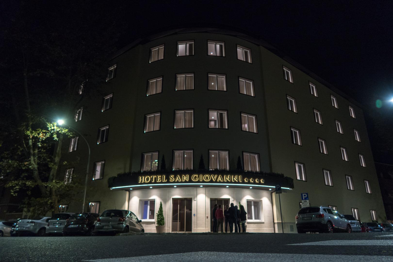 Main image