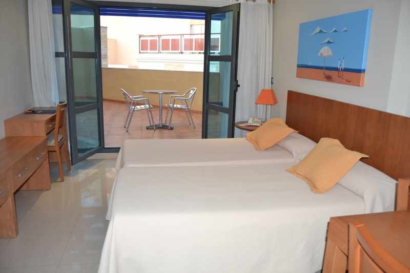 Bahia Aparthotel image 3