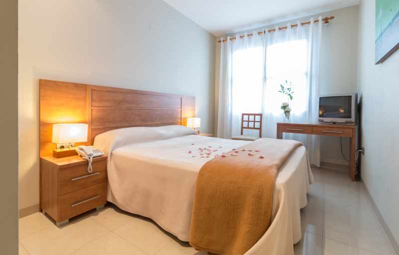 Bahia Aparthotel image 1