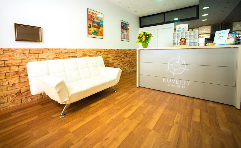 Ona Suites Salou image 3