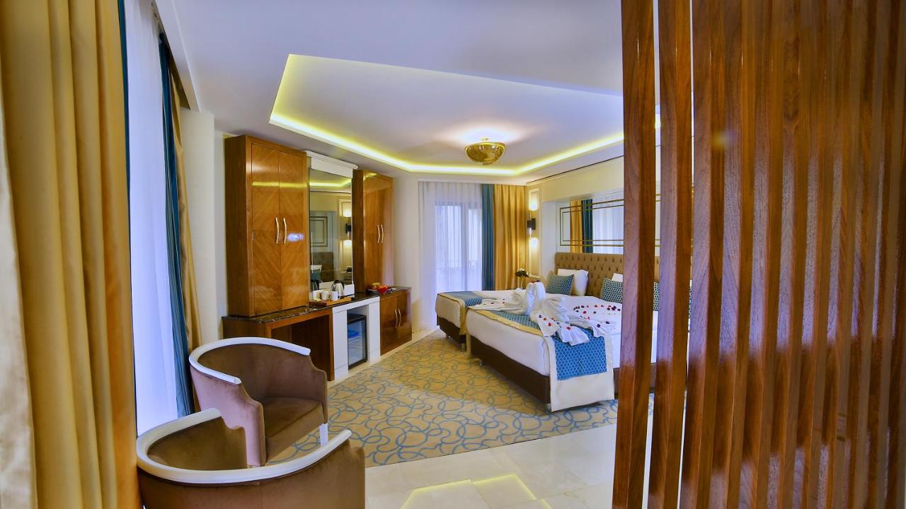 Beethoven Premium Hotel in Istanbul - foto 2