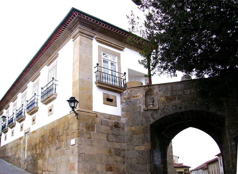 Palacio dos Melos image 3