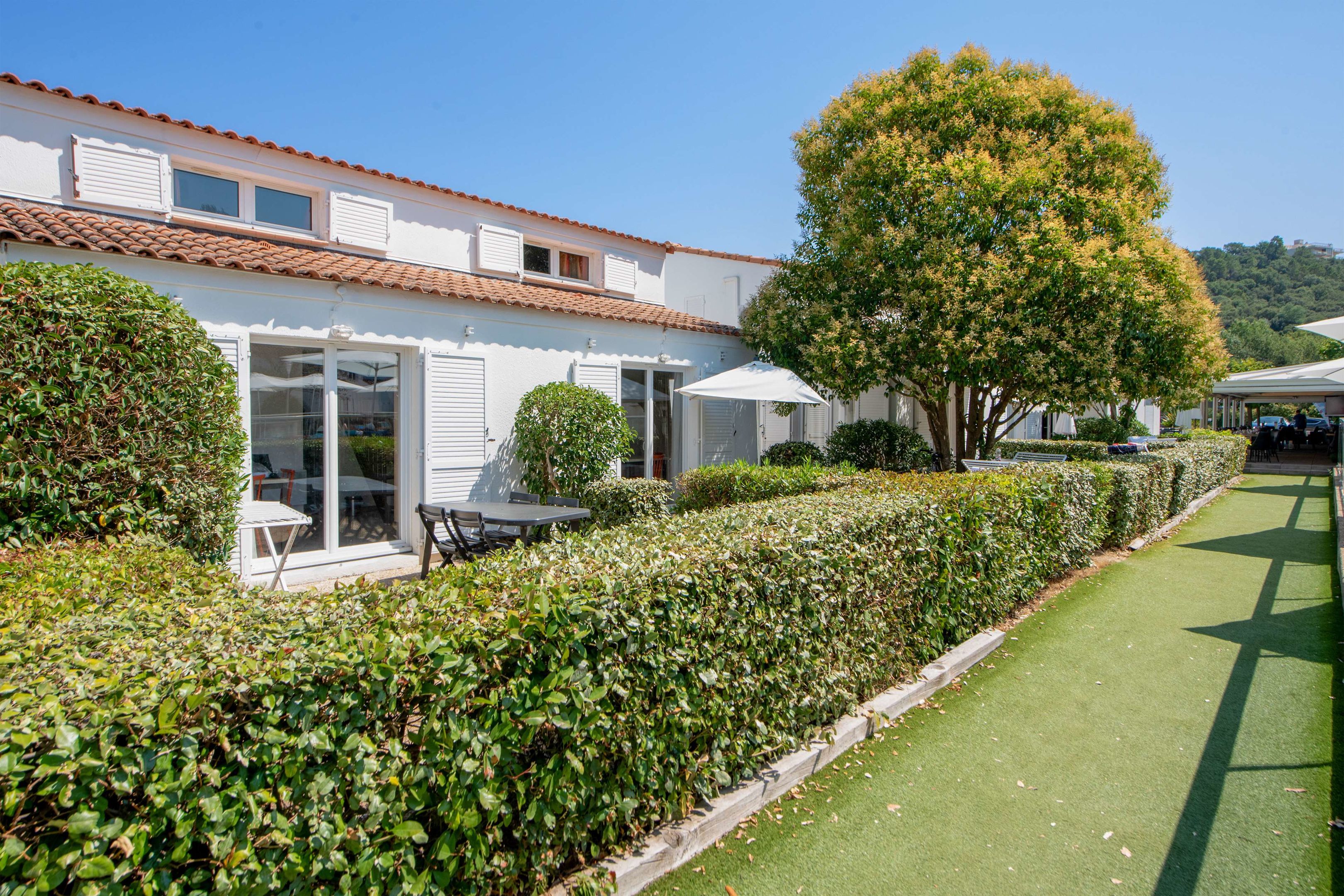 Comfort Aparthotel Mandelieu la Napoule Village image 2