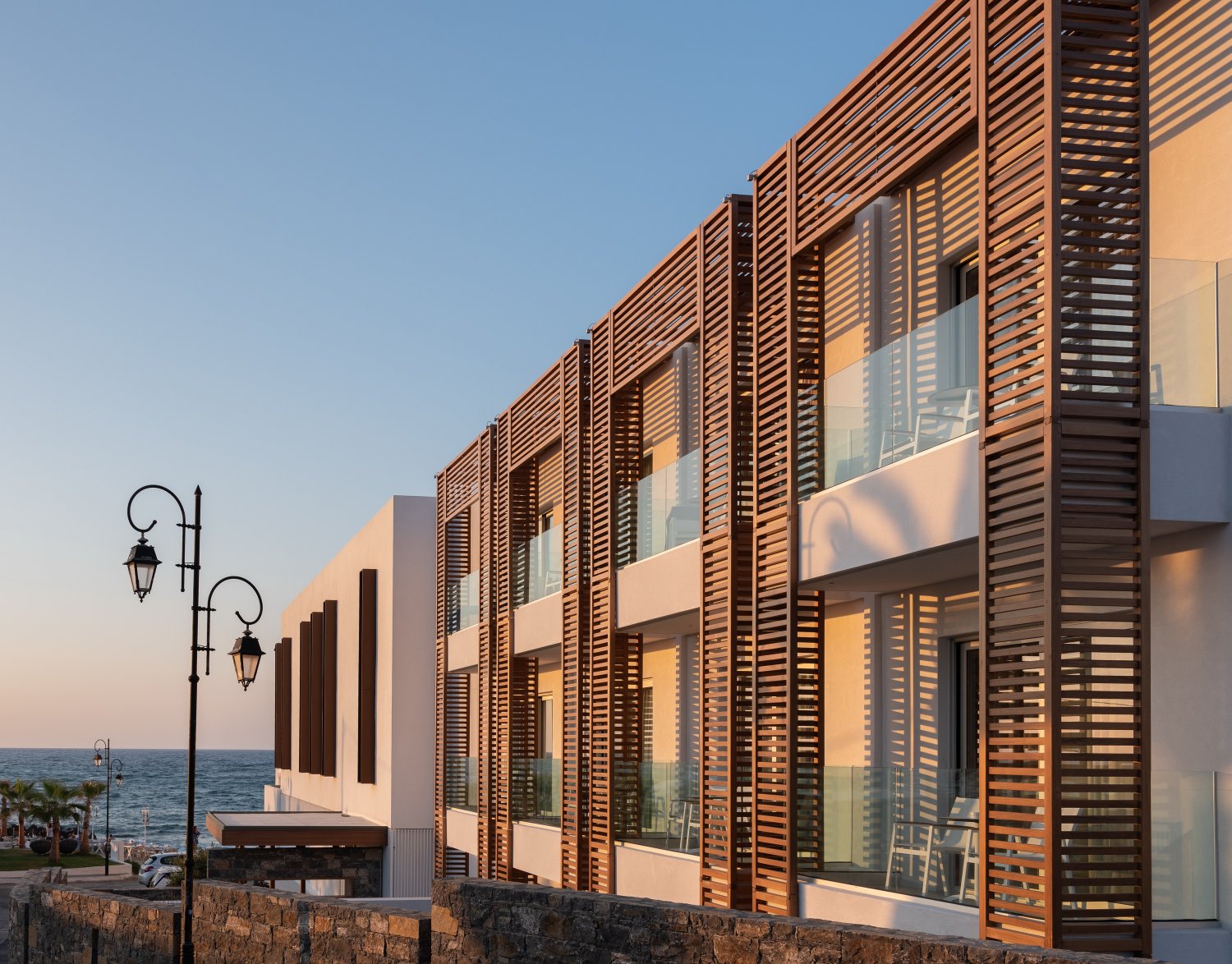 Enorme Ammos Beach image 3