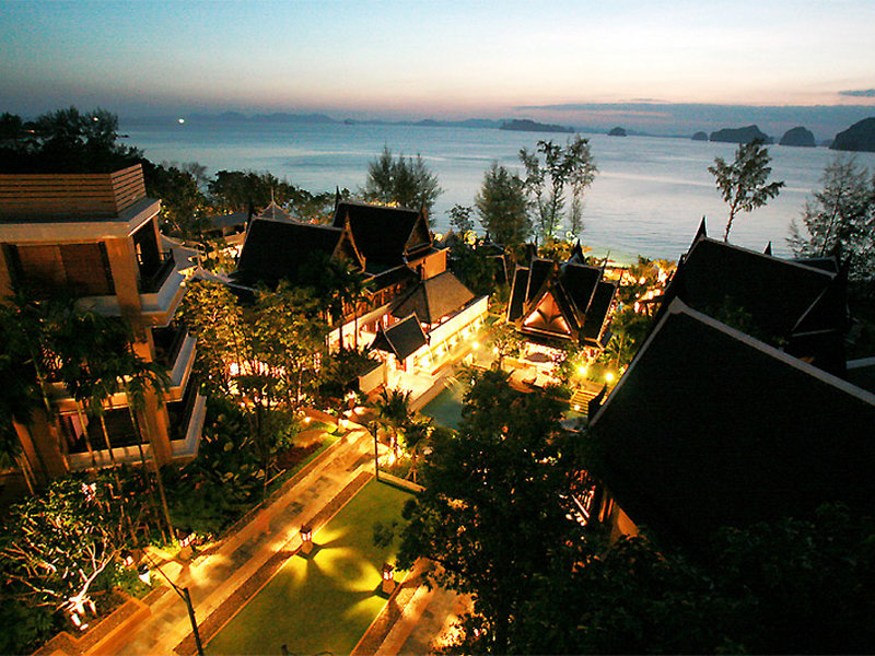 Amari Vogue Resort image 3
