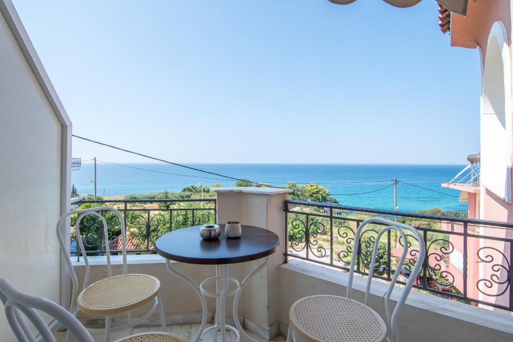 Agios Thomas Hotel image 3