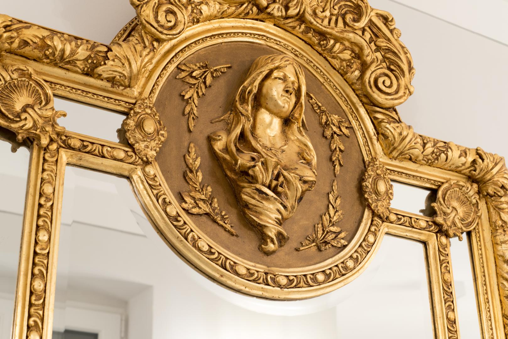 Luxe entreehal — Central Square Heritage Hotel