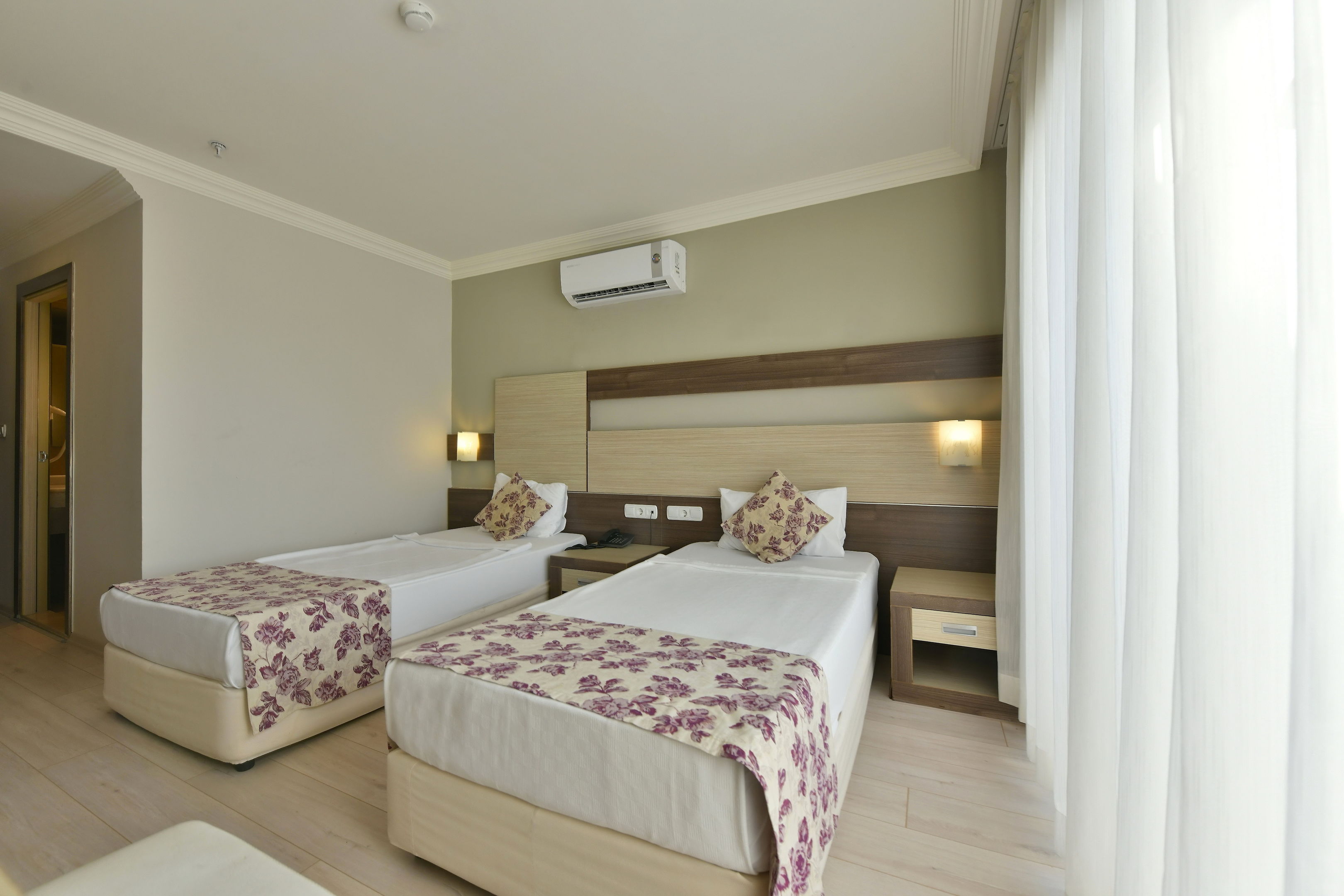 Royal Garden Beach foto 201