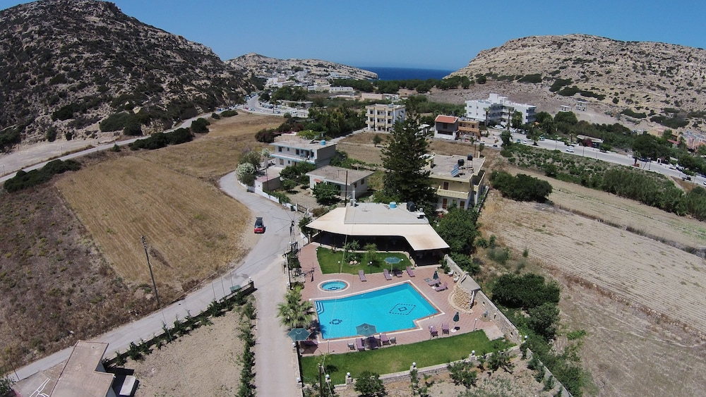 Zeezicht vanaf het balkon — Dimitris Resort Hotel