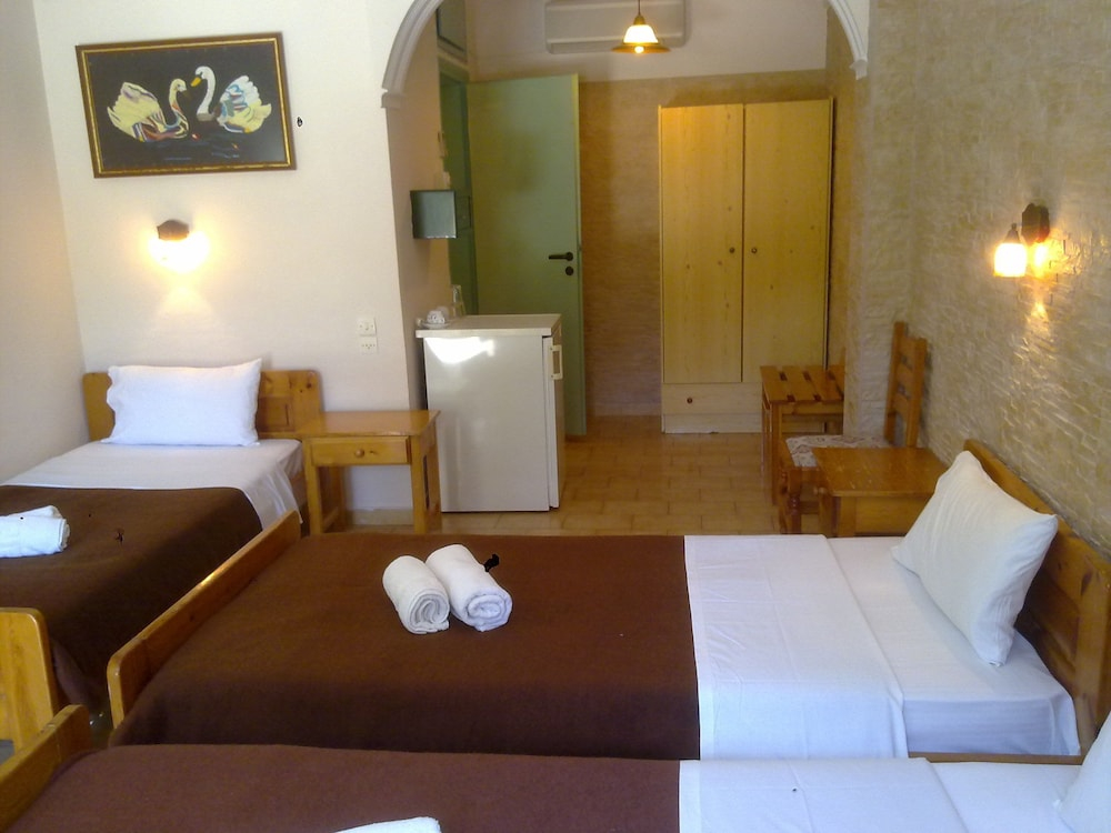 Suite met zithoek — Dimitris Resort Hotel