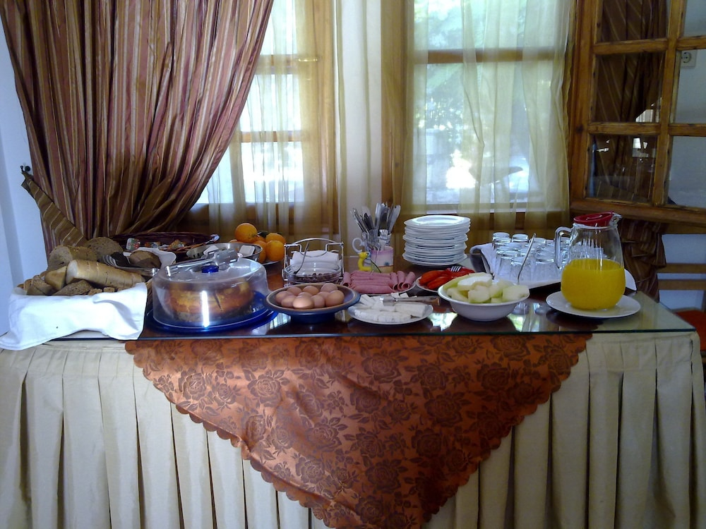 Ontbijtbuffet — Dimitris Resort Hotel