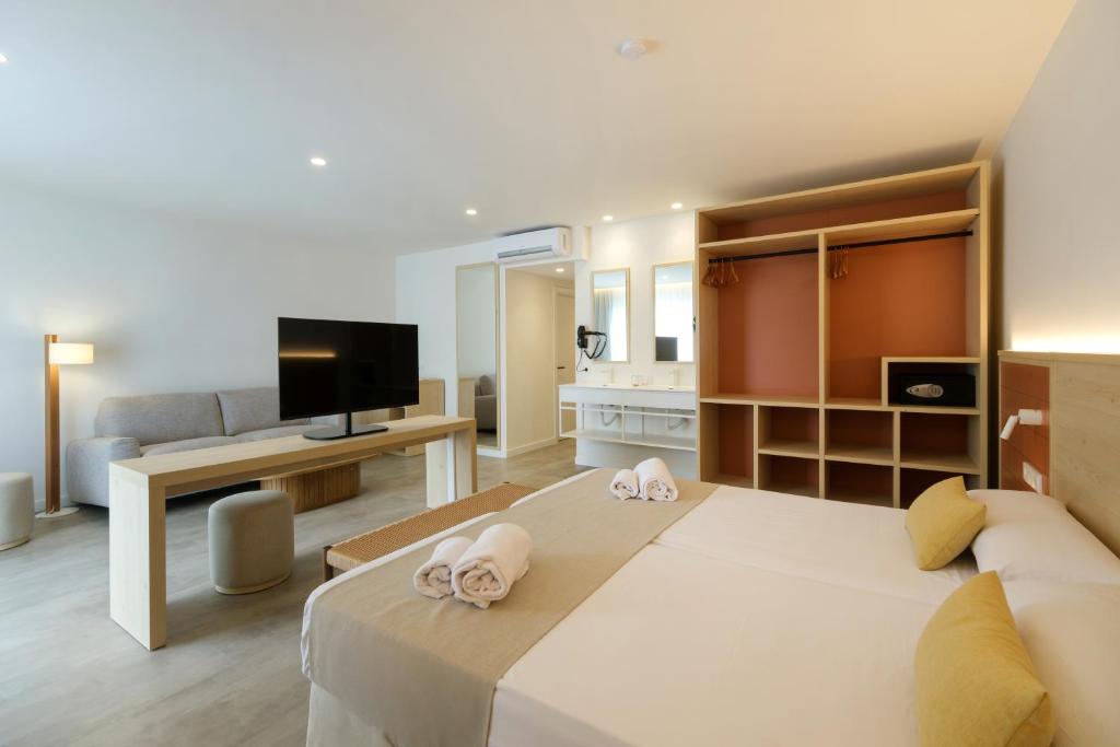 Hotel Cabot Cala Ferrera foto 9
