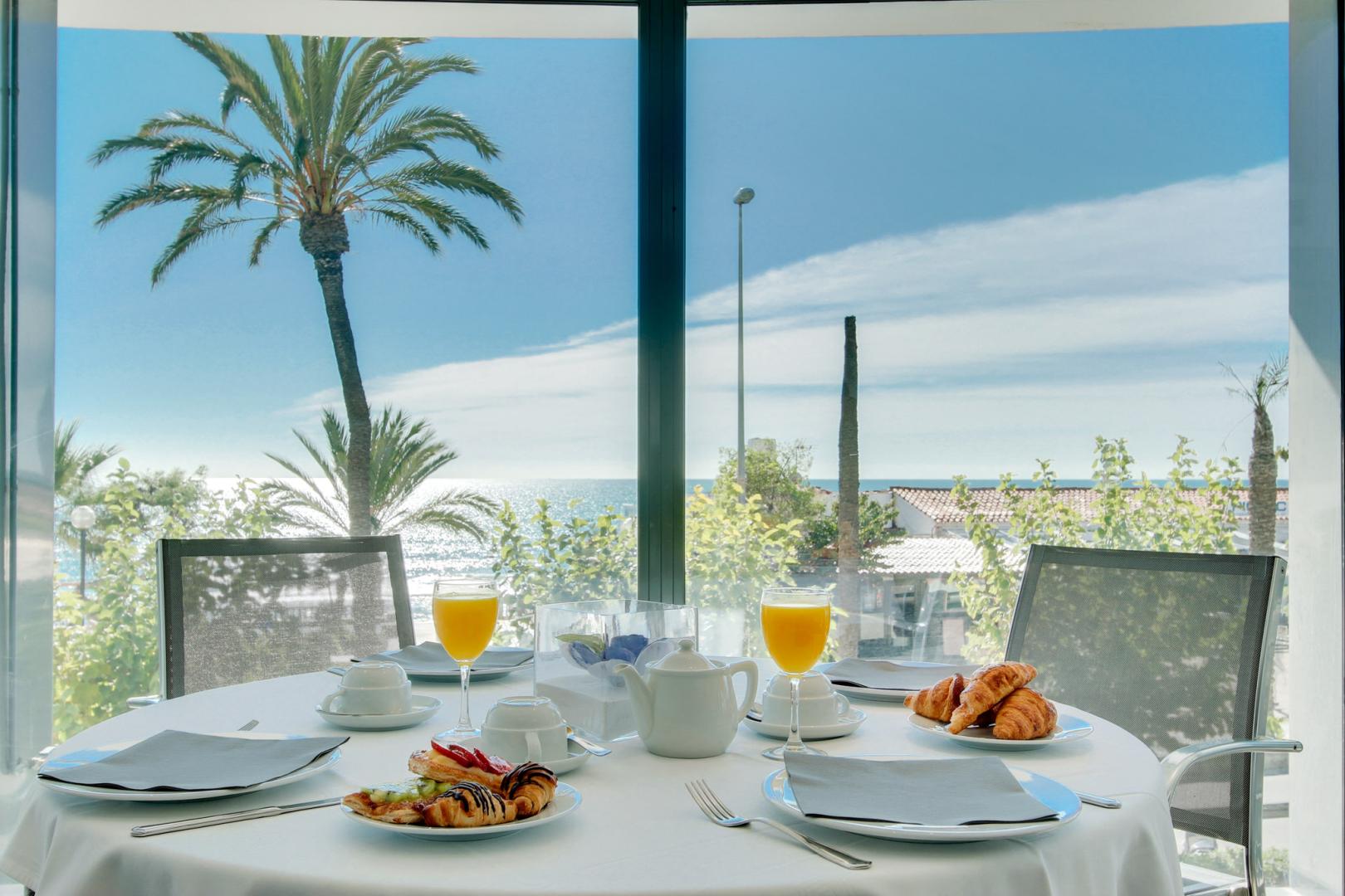 Restaurantterras buiten — Hotel Calipolis