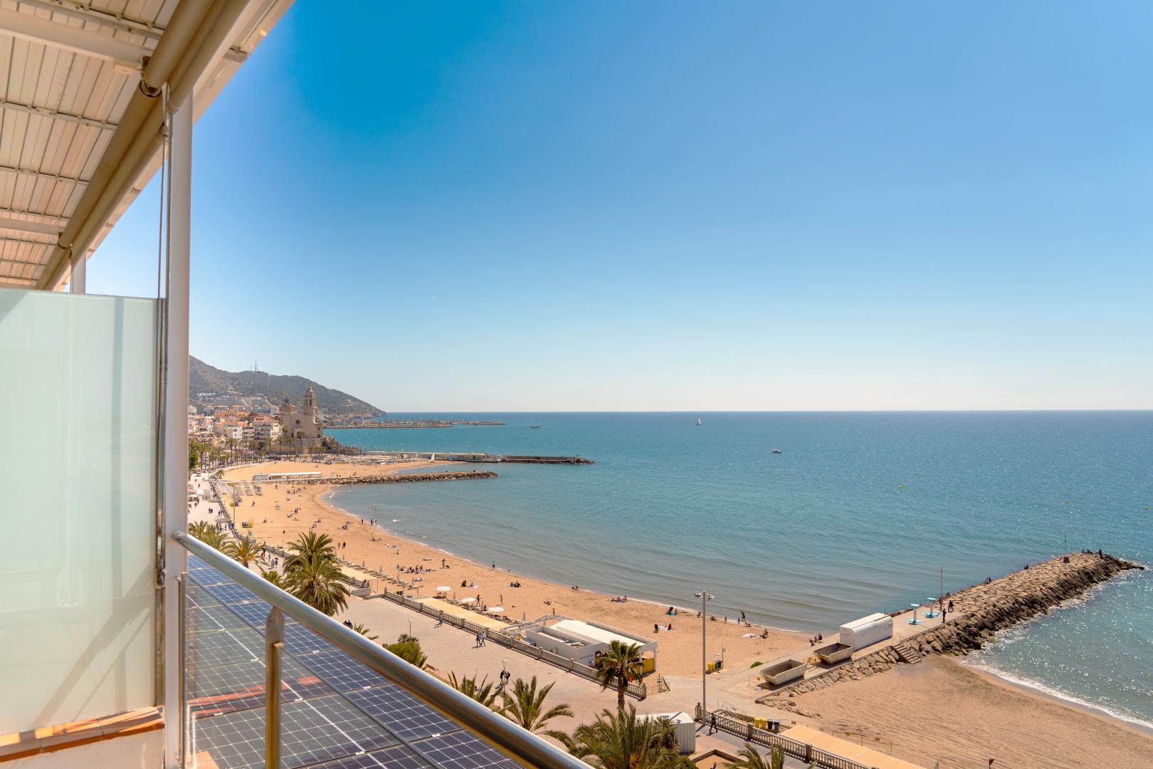 Zeezicht vanaf het balkon — Hotel Calipolis