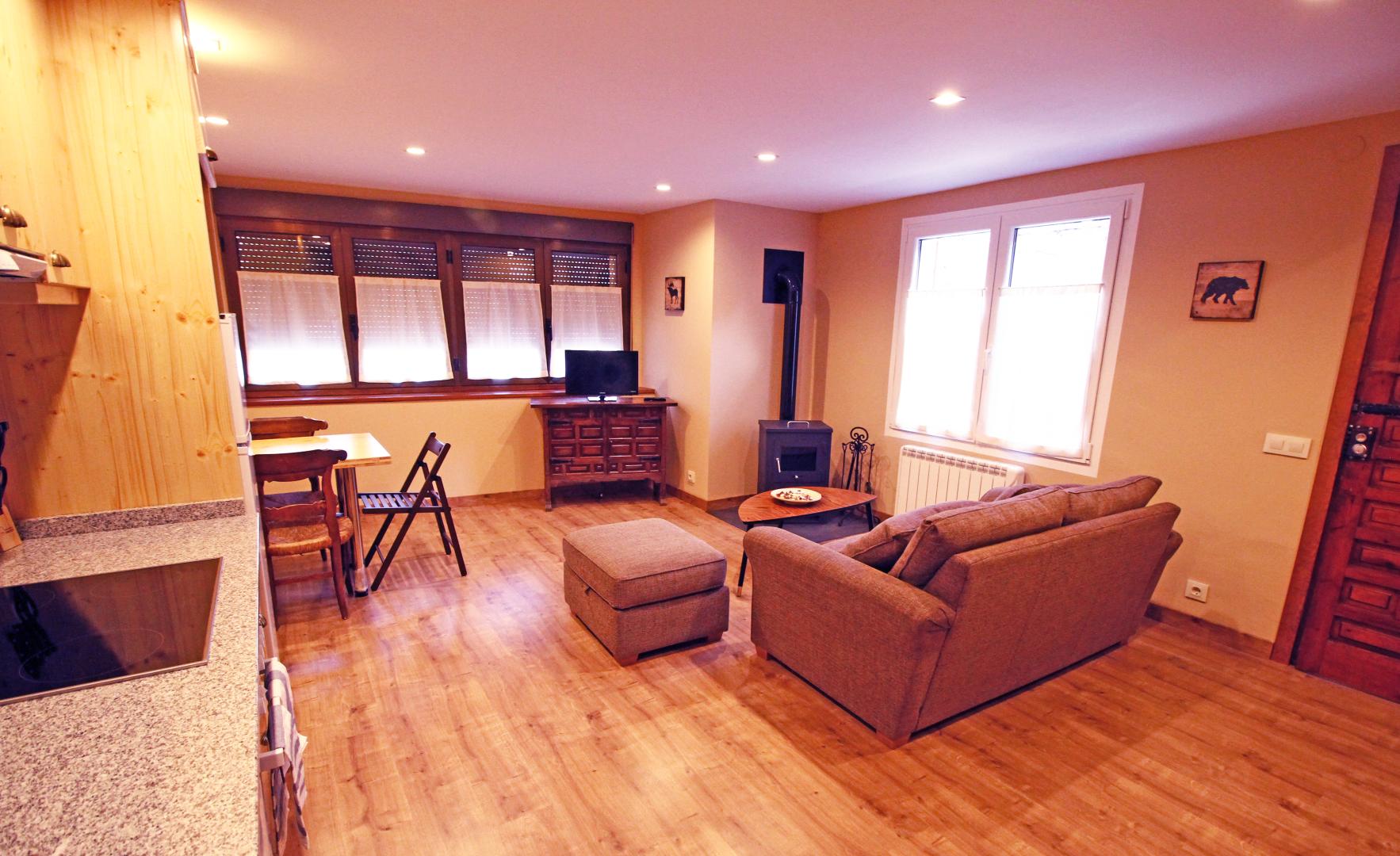 Apartamentos SNÖ Mont Romies Plaça Major foto 10