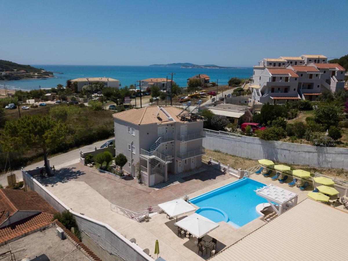 Kouros Apartments in Agios Stefanos - foto 5