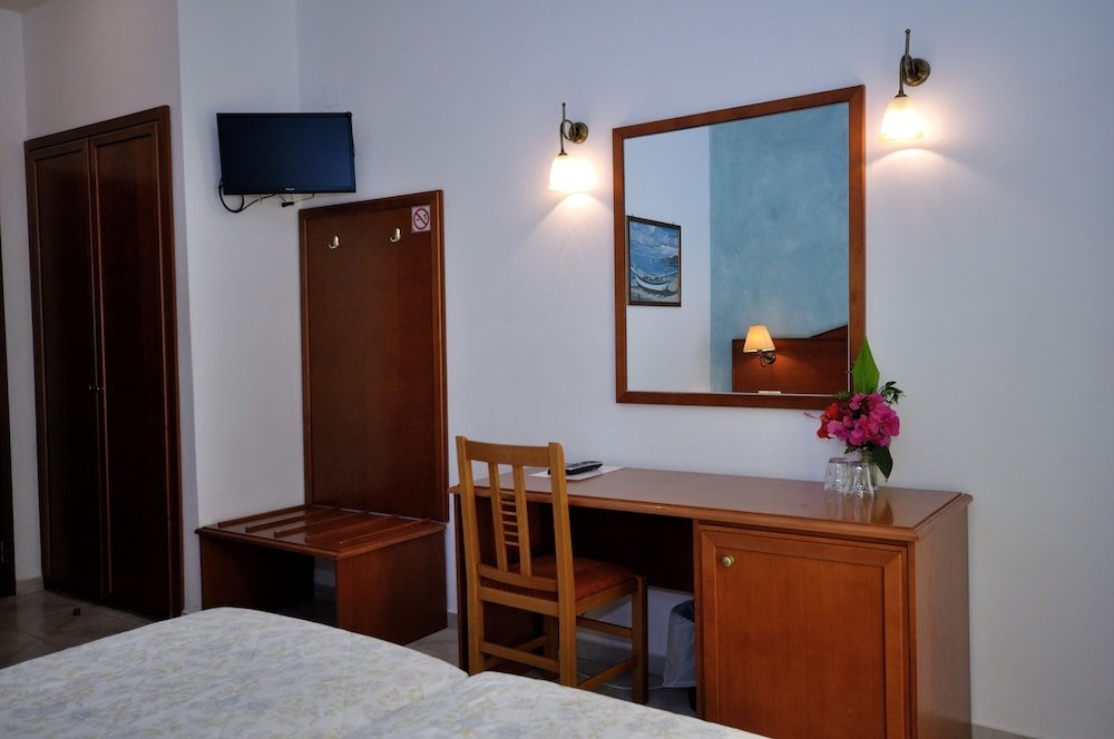 Marina Village image 3